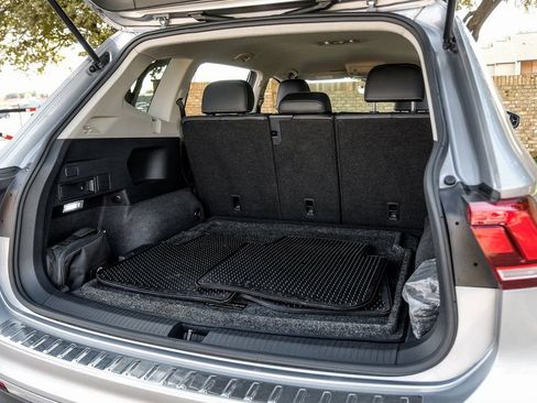 Used 2022 Volkswagen Tiguan SE image 66