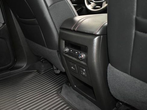 Certified 2023 Chevrolet Traverse RS AWD/4WD image 37