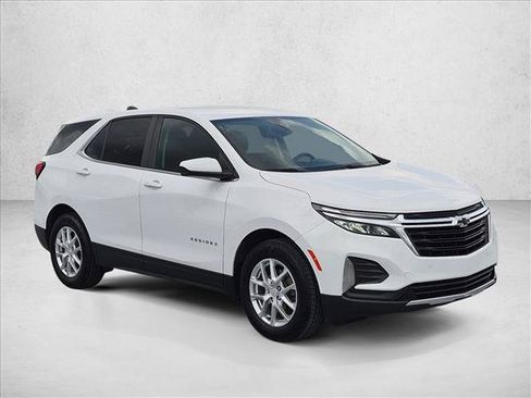 Used 2022 Chevrolet Equinox LT FWD image 3