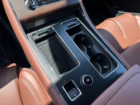 New 2026 Lincoln Aviator Reserve AWD/4WD image 34