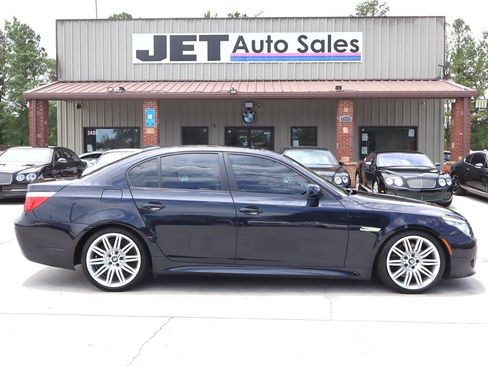 Used 2008 BMW 550i Sedan w/ Sport Pkg RWD image 8