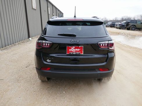 New 2026 Jeep Compass Latitude w/ Sun and Sound Group AWD/4WD image 5