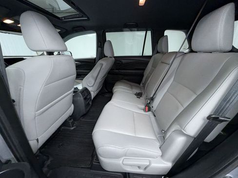 Used 2022 Honda Passport EX-L image 12