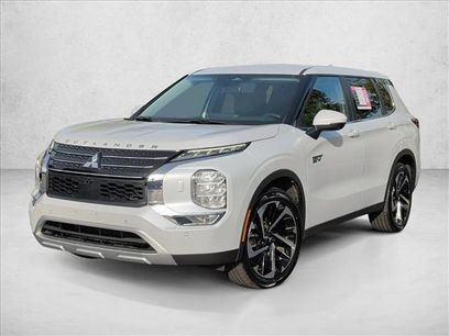 Used 2024 Mitsubishi Outlander 4WD Plug-In Hybrid
