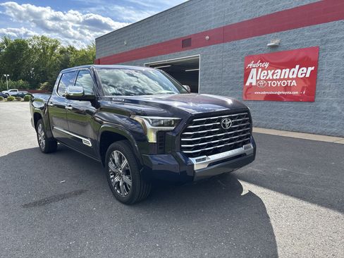 Certified 2025 Toyota Tundra Capstone AWD/4WD image 1