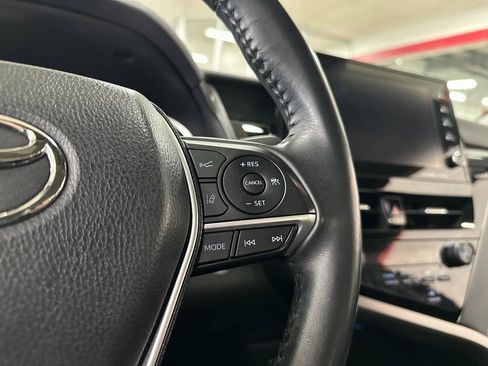 Used 2024 Toyota Camry XLE image 17