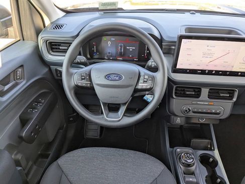 New 2025 Ford Maverick XL image 20