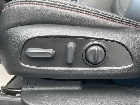 Used 2023 Chevrolet Traverse RS w/ LPO, Floor Liner Package image 12