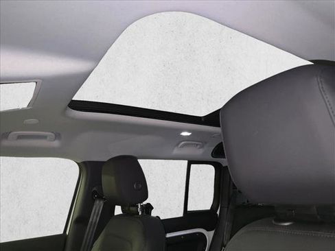 New 2026 Land Rover Defender 110 S image 29