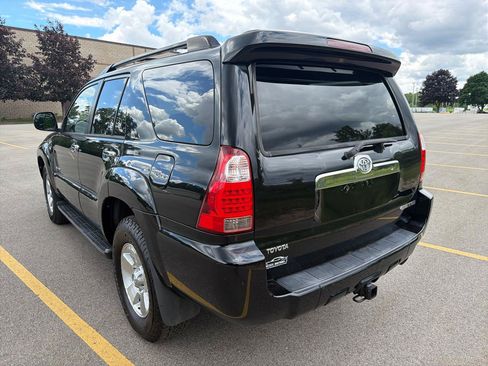 Used 2006 Toyota 4Runner SR5 AWD/4WD image 7