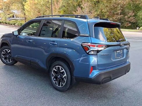New 2025 Subaru Forester Premium image 6
