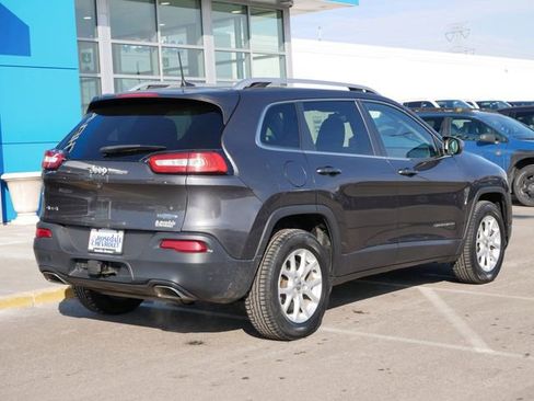 Used 2016 Jeep Cherokee Latitude image 26