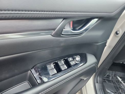 New 2025 MAZDA CX-5 AWD 2.5 S w/ Premium Plus Pkg image 11