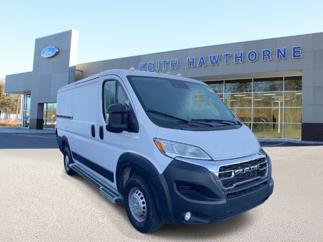 Used 2025 RAM ProMaster 2500 w/ U-Haul Equipment Group FWD image 1