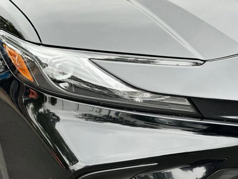 New 2026 Toyota Camry SE FWD image 30