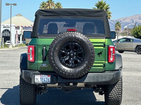 Used 2023 Ford Bronco Wildtrak image 5