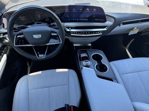 New 2026 Cadillac Lyriq Luxury image 14