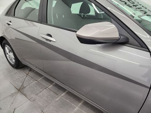 Used 2024 Hyundai Elantra SE image 24