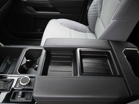 Used 2025 Toyota Tundra SR5 AWD/4WD image 13