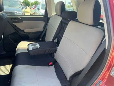 Used 2015 Subaru Forester 2.5i Premium AWD/4WD image 7