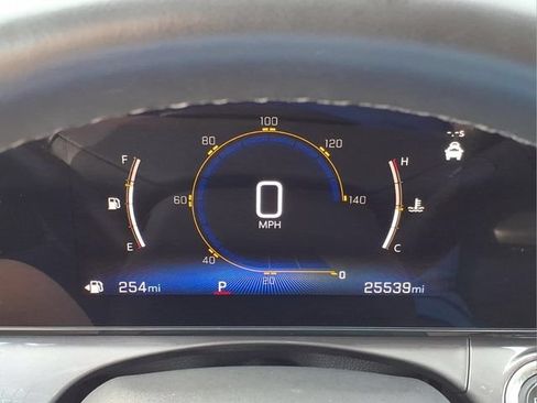 Used 2025 Chevrolet Trax ACTIV w/ Driver Confidence Package FWD image 30