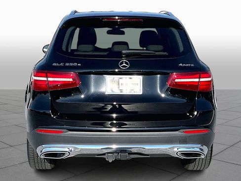 Used 2019 Mercedes-Benz GLC 350e 4MATIC image 5