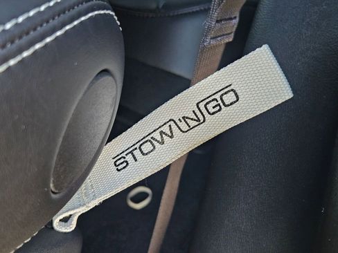 New 2026 Chrysler Pacifica Select image 38