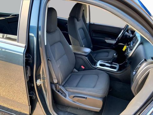 Used 2017 Chevrolet Colorado LT RWD image 9