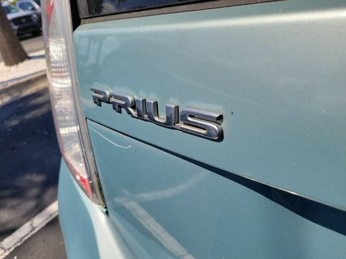 Used 2015 Toyota Prius Three FWD image 15