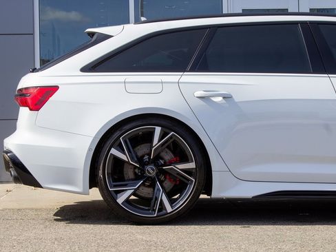 Used 2023 Audi RS 6 4.2 image 6