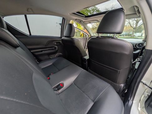 Used 2016 Toyota Prius C Four image 10