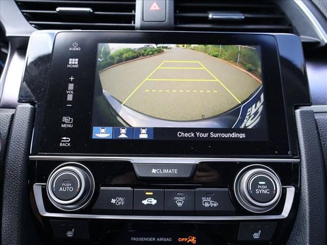 Used 2017 Honda Civic Touring image 18