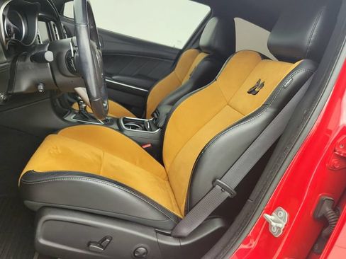 Used 2022 Dodge Charger Scat Pack RWD image 15