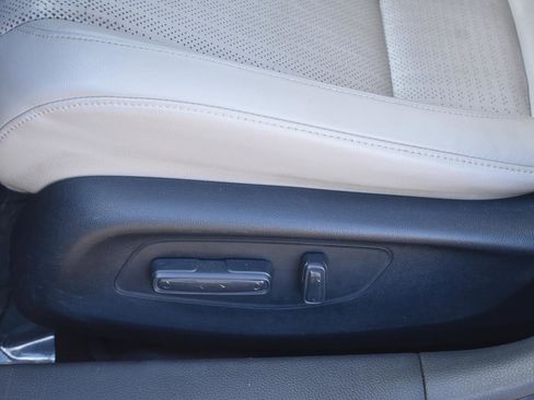 Used 2024 Honda Civic EX-L image 23