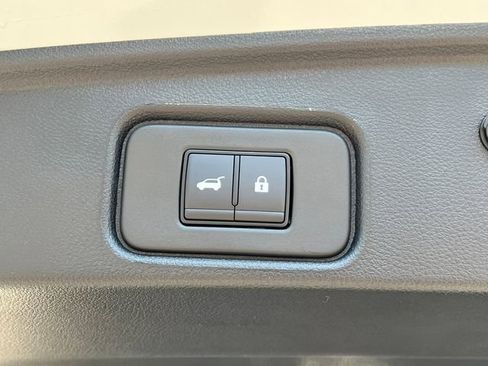 New 2026 Nissan Pathfinder Platinum AWD/4WD image 43
