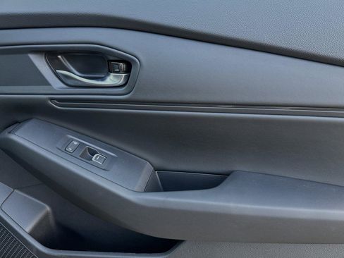 New 2025 Honda Accord SE image 19