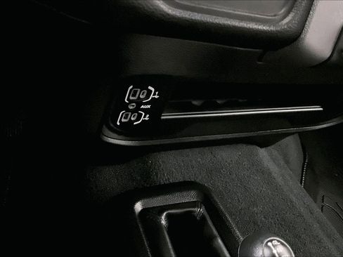 Used 2024 RAM 3500 SLT w/ Quick Order Package 2YG SLT image 33