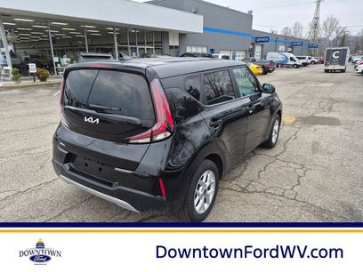 Used 2025 Kia Soul LX w/ LX Technology Package