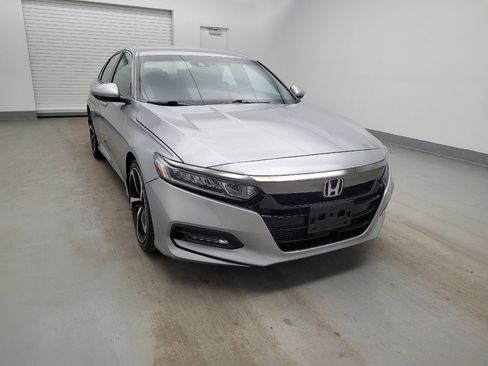Used 2019 Honda Accord Sport image 14