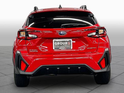 Used 2025 Subaru Crosstrek 2.5i Premium AWD/4WD image 4