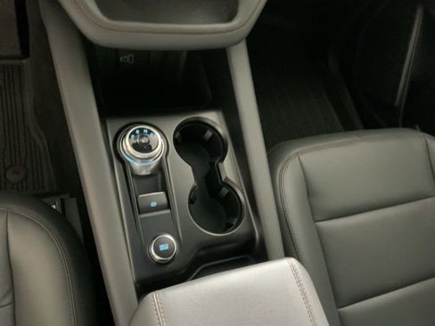 New 2026 Ford Explorer Active w/ Active Comfort Package image 24