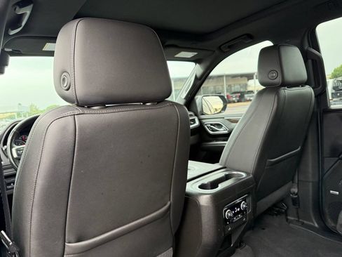 Used 2021 Chevrolet Tahoe LT w/ LT Signature Package RWD image 18
