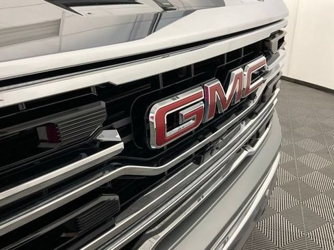 Used 2024 GMC Sierra 1500 SLT w/ SLT Premium Plus Package AWD/4WD image 11