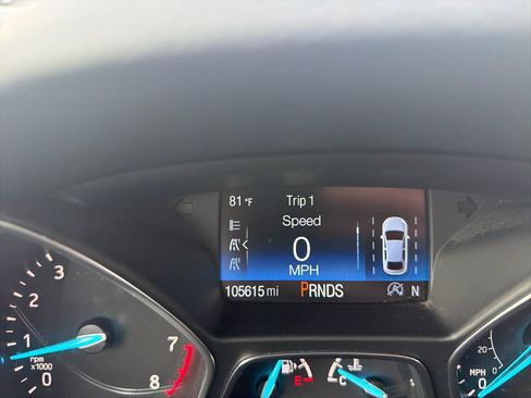 Used 2018 Ford Escape SEL w/ Ford Safe & Smart Package AWD/4WD image 30