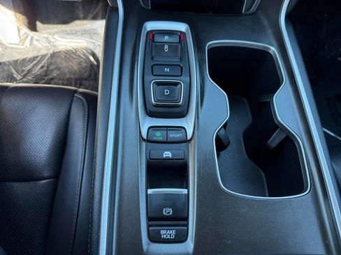 Used 2022 Honda Accord Touring image 19