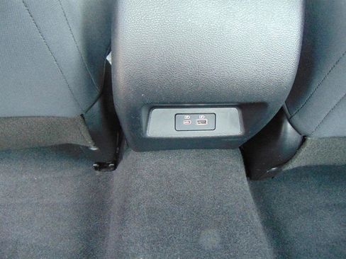 Used 2024 Nissan Altima 2.5 SV FWD image 15