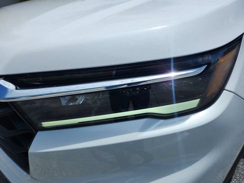Certified 2025 Honda Pilot EX-L image 36