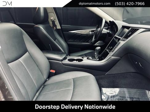Used 2017 INFINITI Q50 3.0t Premium RWD image 19
