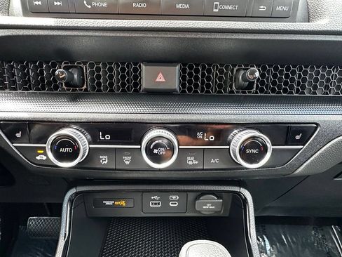 Certified 2024 Honda CR-V EX image 27