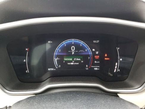 Used 2023 Toyota Corolla Cross XLE w/ Convenience Package AWD/4WD image 15